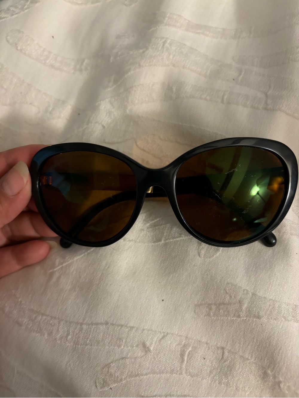 Classic Chanel Black Women's Sunglasses - Sleek UV Shades